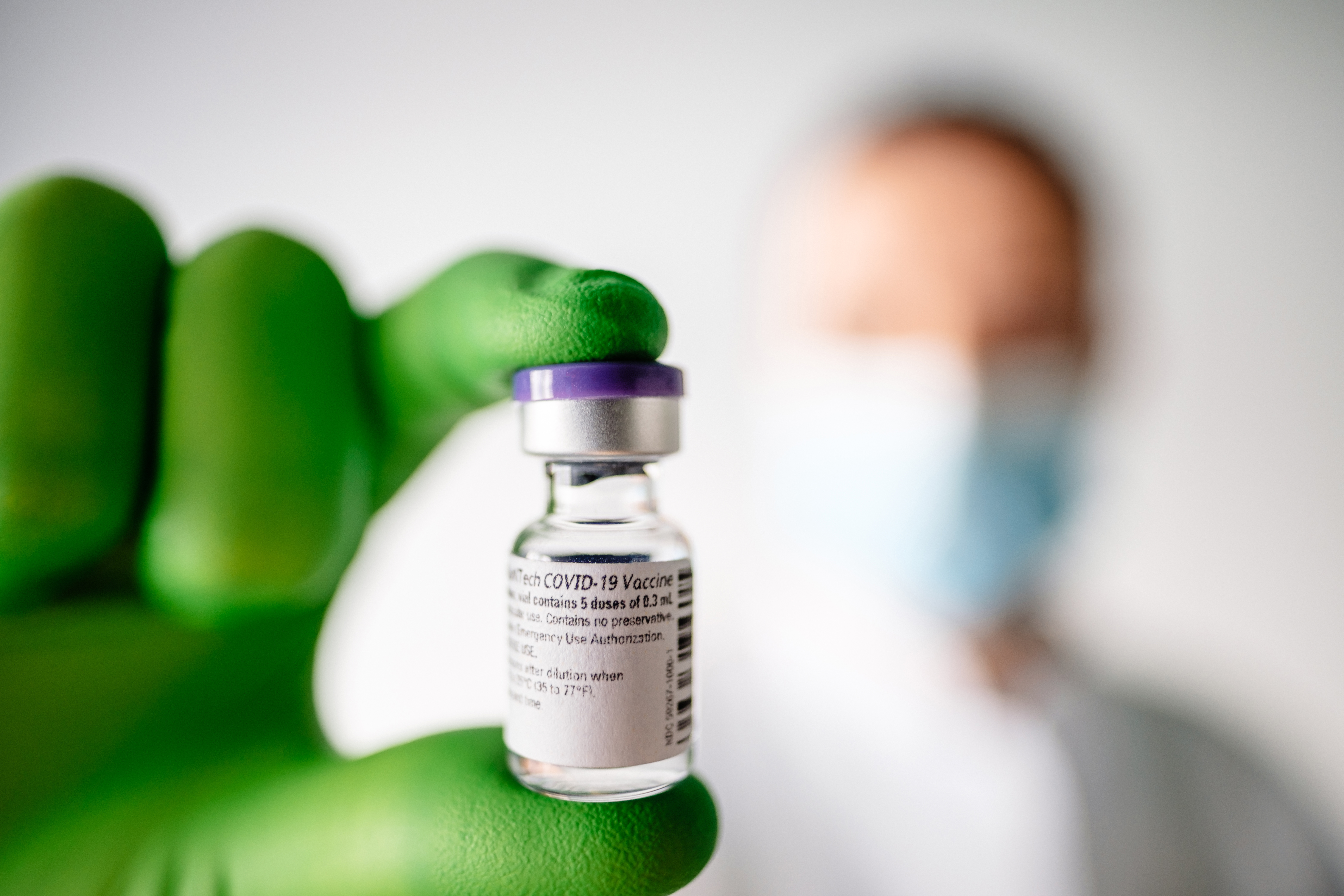 Covid: Pfizer/BioNTech, vaccino efficace al 91,3% almeno 6 mesi