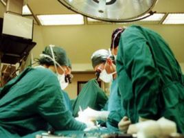 L'appello del docente di chirurgia, giovani medici hanno perso manualit