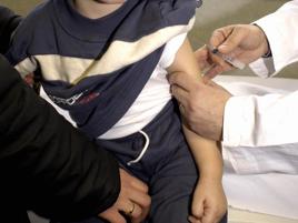 Protesta medici e pediatri su convegno sui vaccini alla Camera, non esistono altre verit